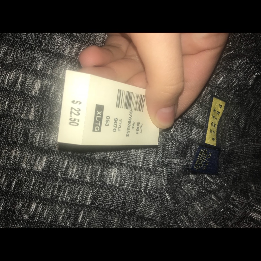 NWT Grey Ribbed Tee - Picture 3 of 4